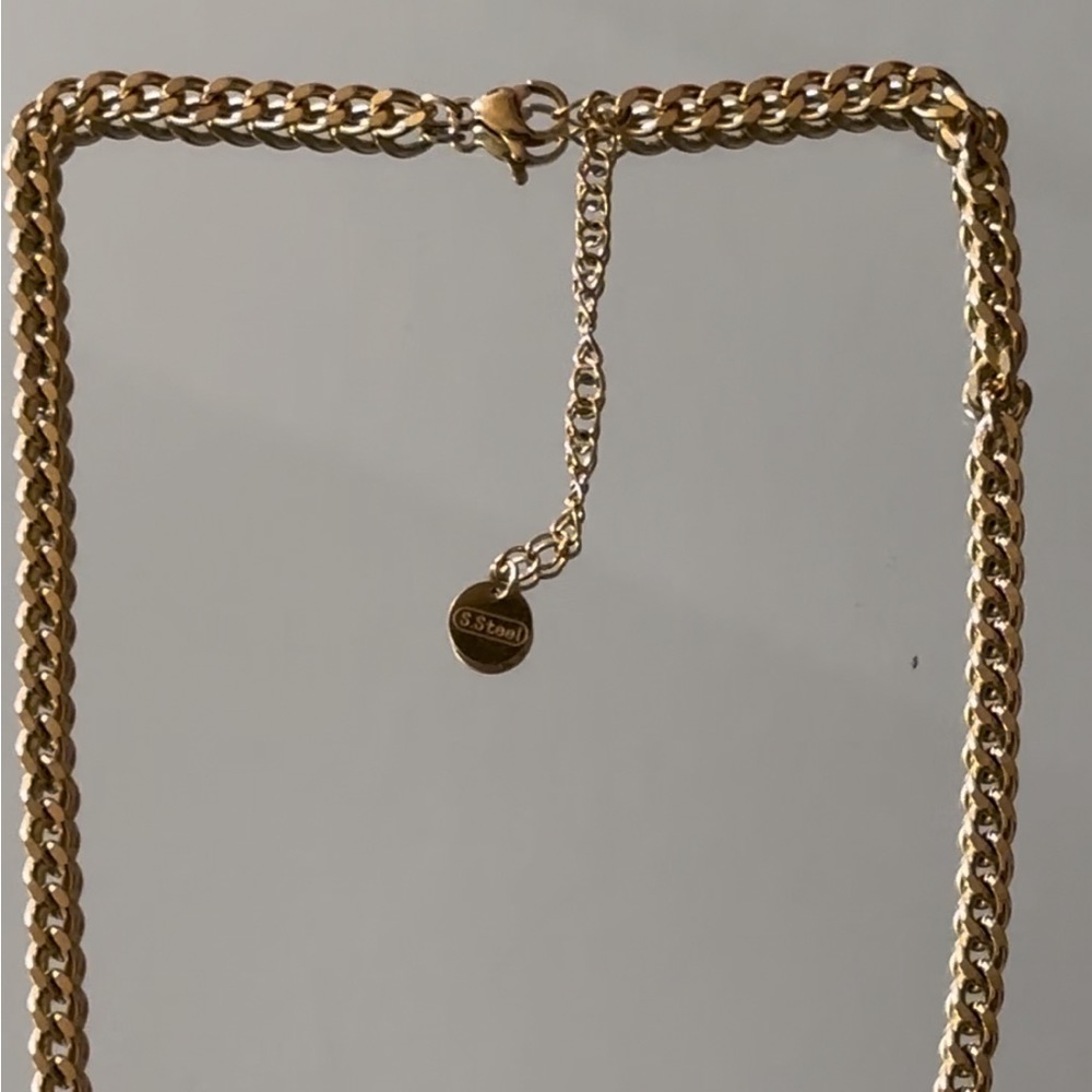 Heart & Rhinestone Chain Necklace - Picture 3 of 3